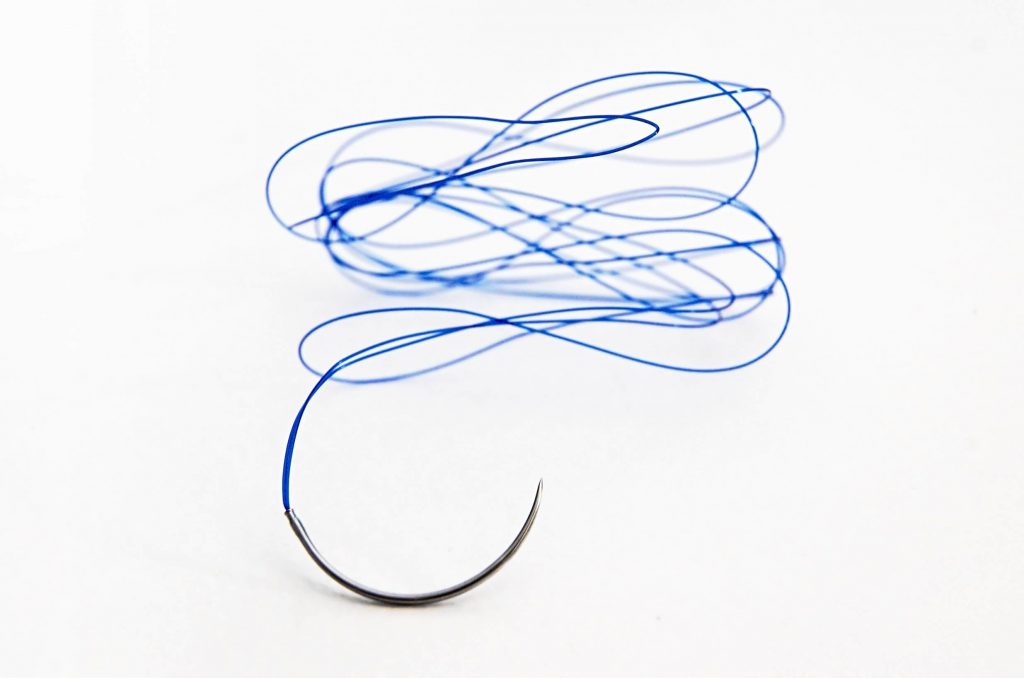 material-suture1-min